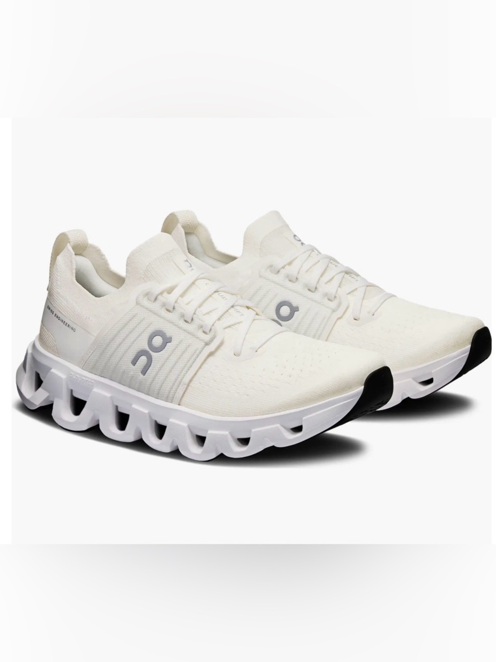 On Running Cloudswift 4 US Women's size 9.5 White Athletic Athleisure EUC